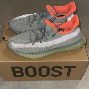 Yeezy Adidas Boost 350 V2 in Desert Sage